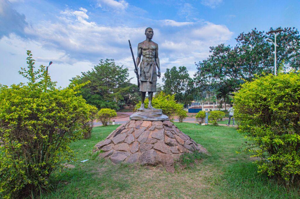 Guerrier Wongo statue