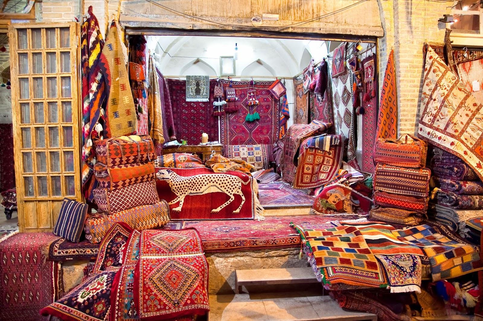 Shop of Persian carpets (Iranian carpets and rugs), Shiraz, Iran