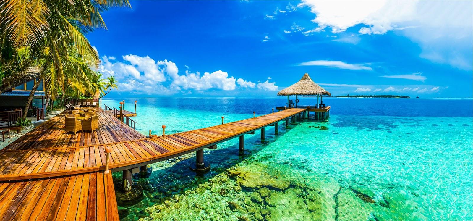 Maldive beach resort, panoramic landscaps