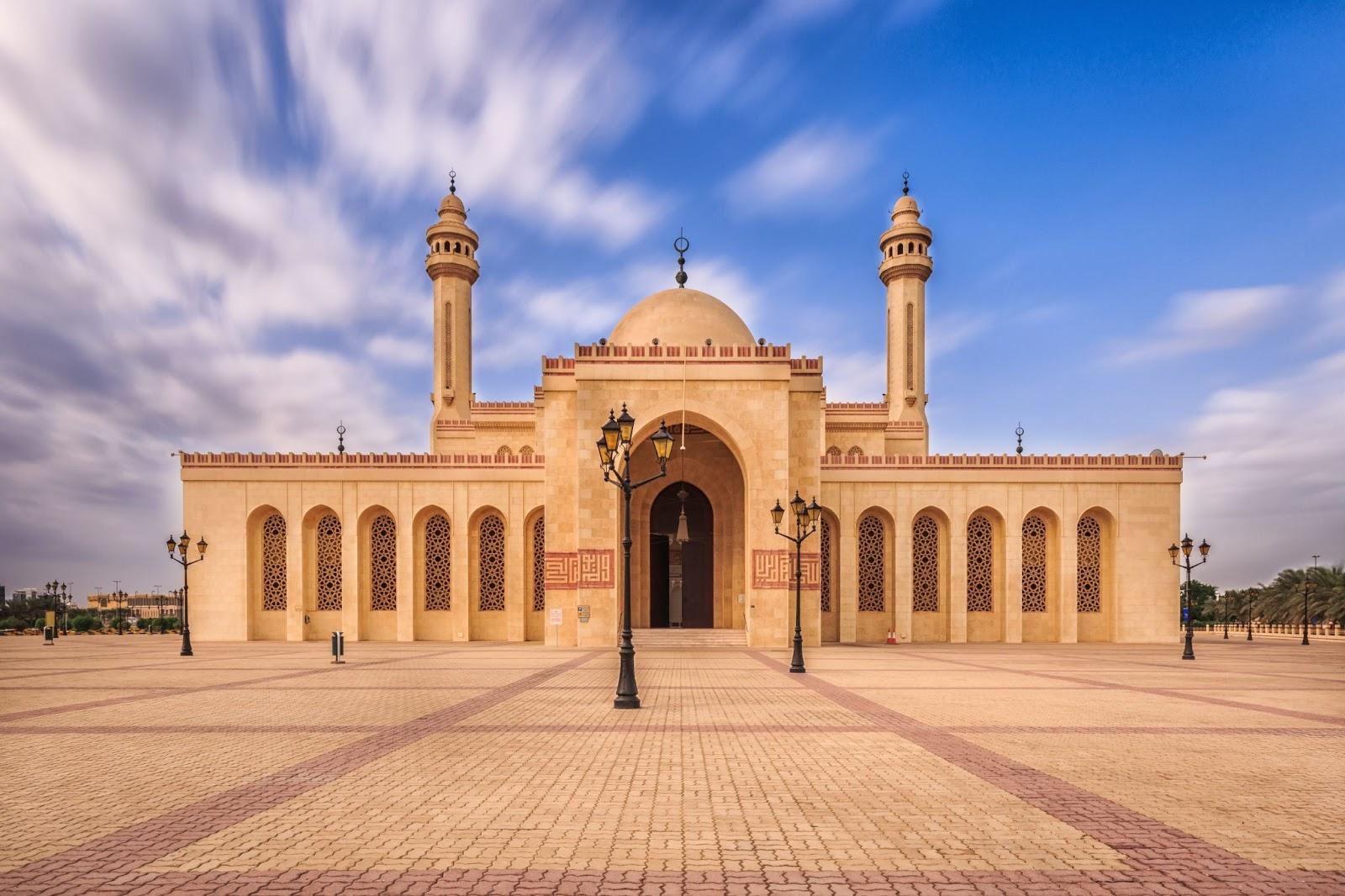 View of Al Fateh Grand Mosque with beautiful clouds, Manama, Kingdom of Bahrain