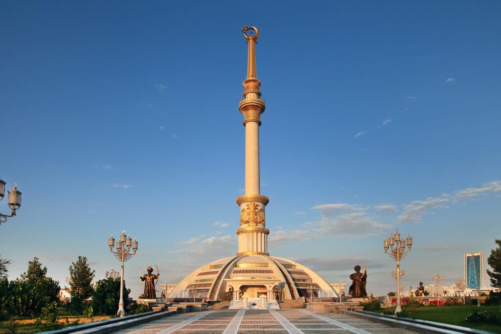 Monumen Arch of Independence in sunset. Ashkhabad. Turkmenistan.