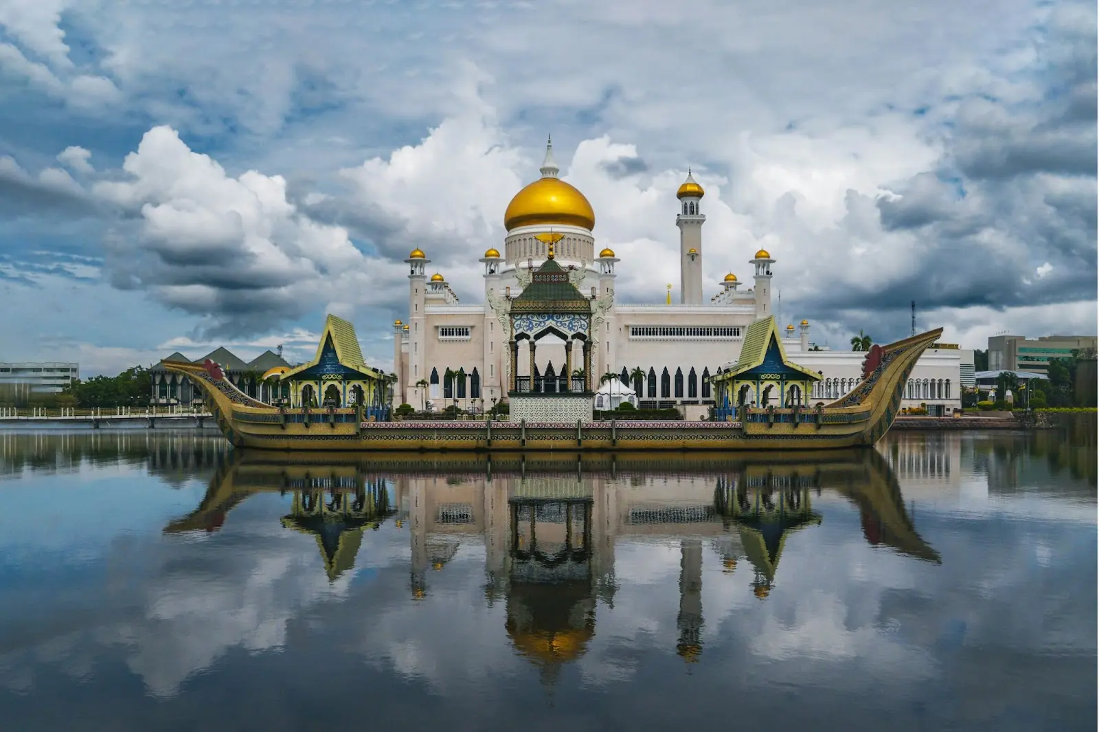 brunei, omar ali saifuddien mosque