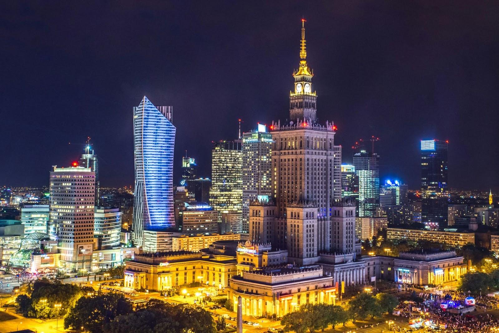 Panoramic view of beautiful Warsaw during weekend night
