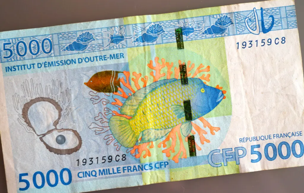 5000 CFP franc note