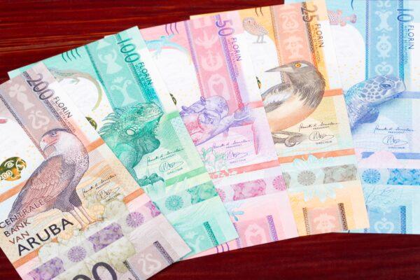 Aruban banknotes with wildlife imagery